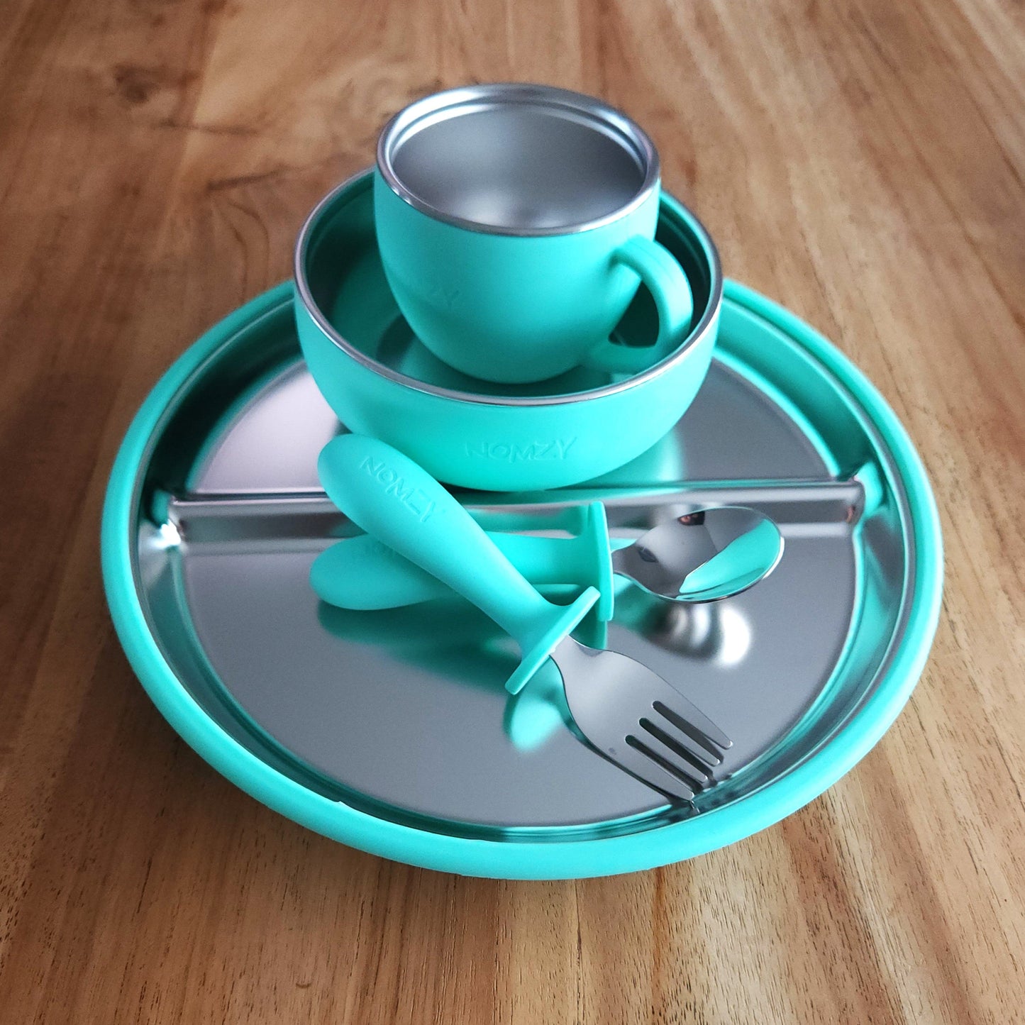 Nomzy stainless steel feeding set: plate, bowl, spoon & fork, child-safe materials silicone turquoise