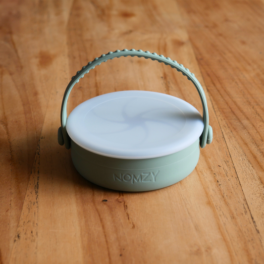 Collapsed Silicone Snack Cup With Silicone Lid 