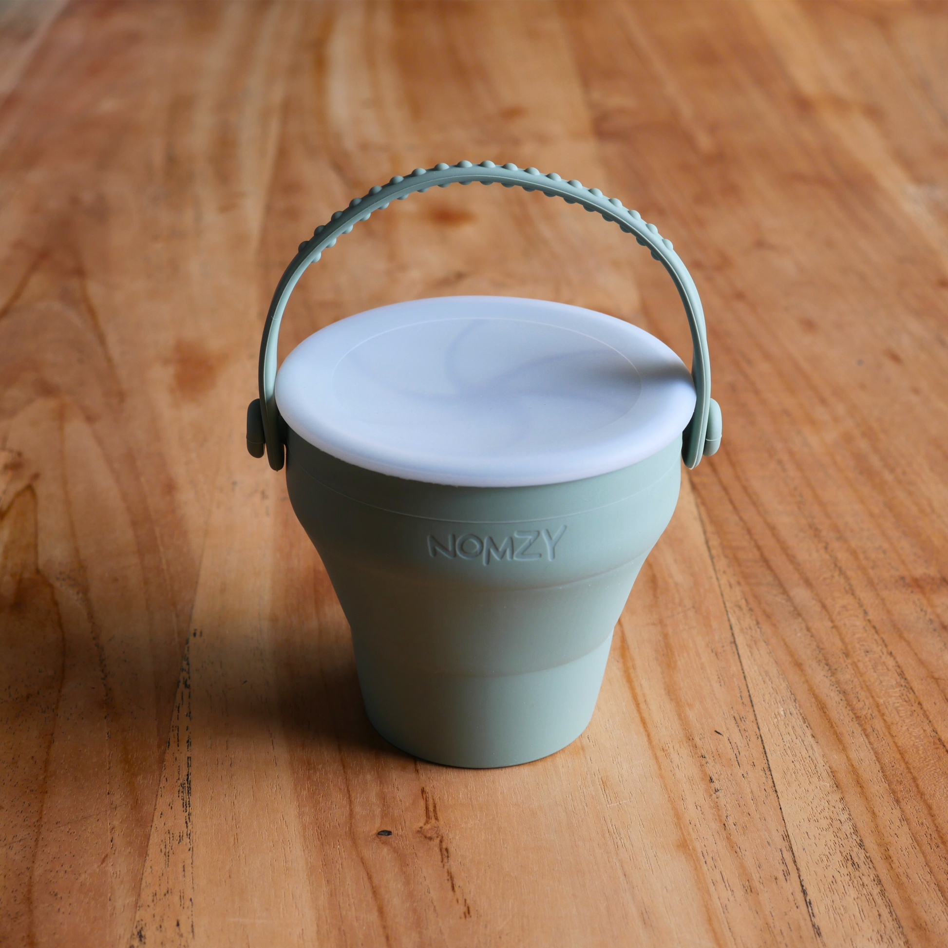 Collapsible Silicone Snack Cup With Silicone Lid